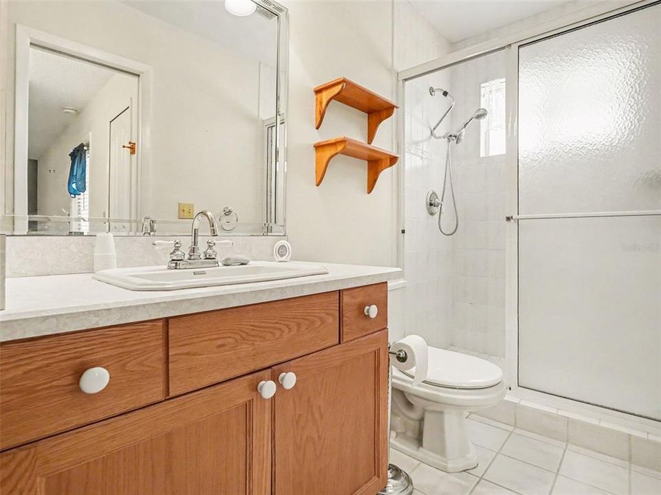 For Sale: $430,000 (4 beds, 3 baths, 2001 Square Feet)