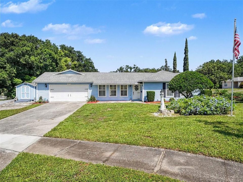 For Sale: $430,000 (4 beds, 3 baths, 2001 Square Feet)