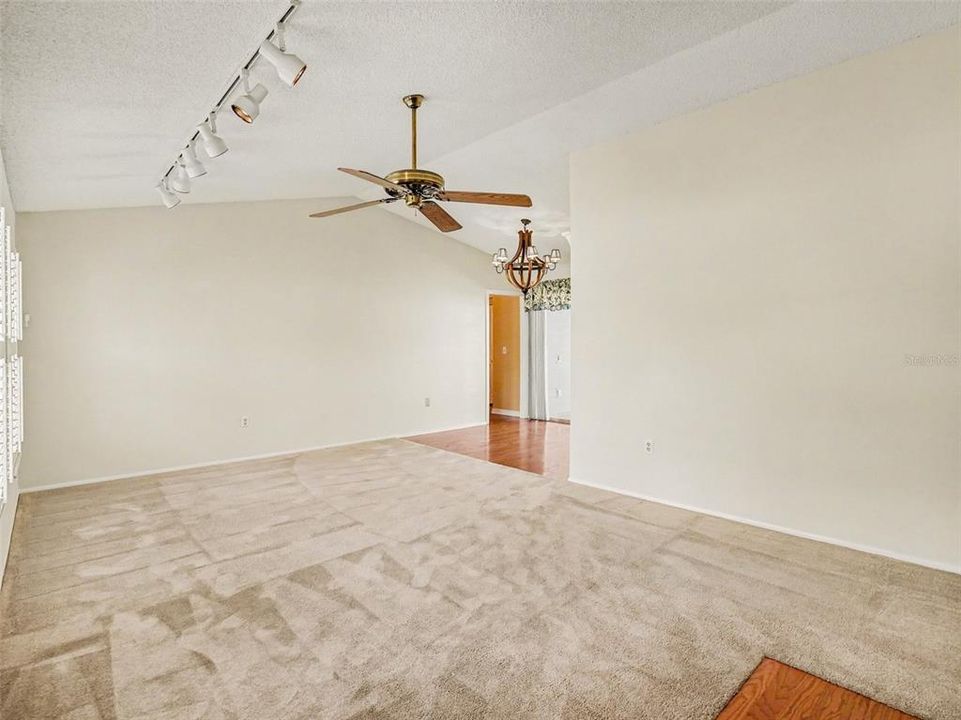 For Sale: $430,000 (4 beds, 3 baths, 2001 Square Feet)