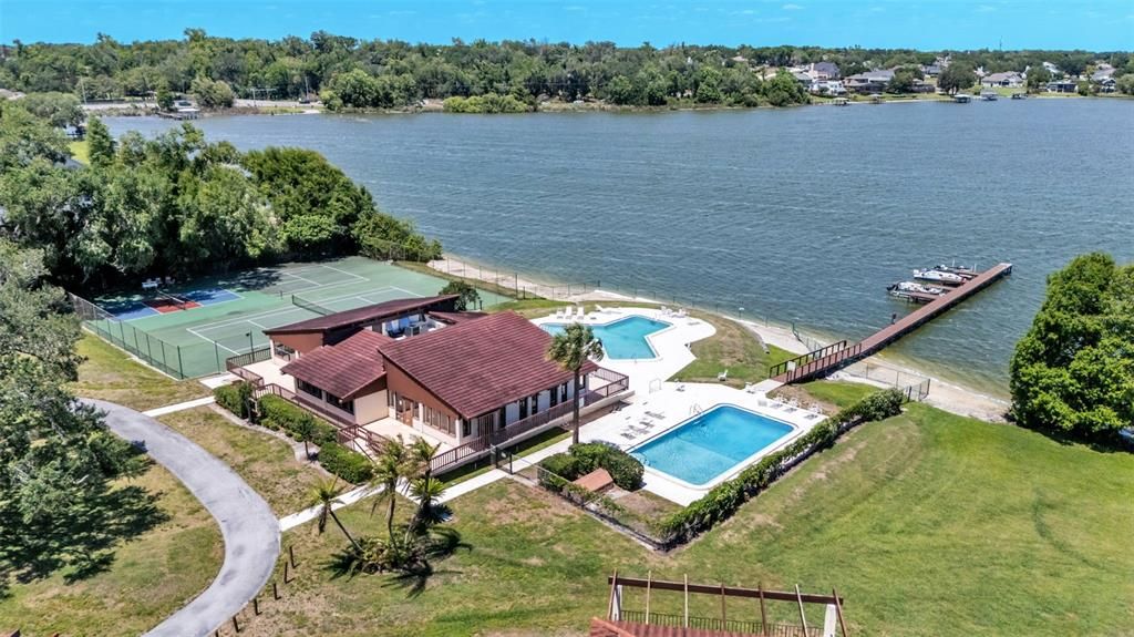 En Venta: $201,900 (2 camas, 2 baños, 1244 Pies cuadrados)