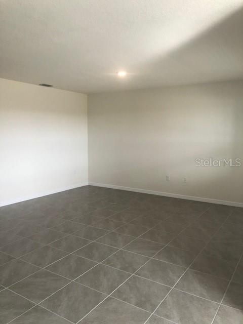В аренду: $2,295 (3 спален, 2 ванн, 1711 Квадратных фут)