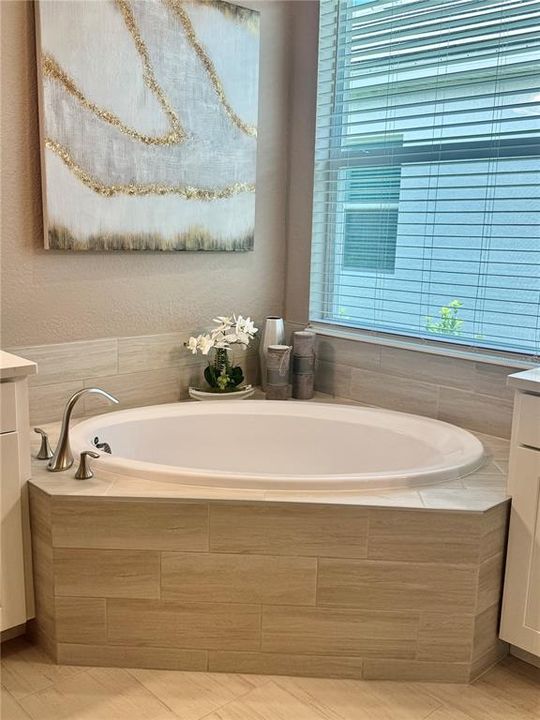 For Rent: $8,000 (3 beds, 2 baths, 2246 Square Feet)