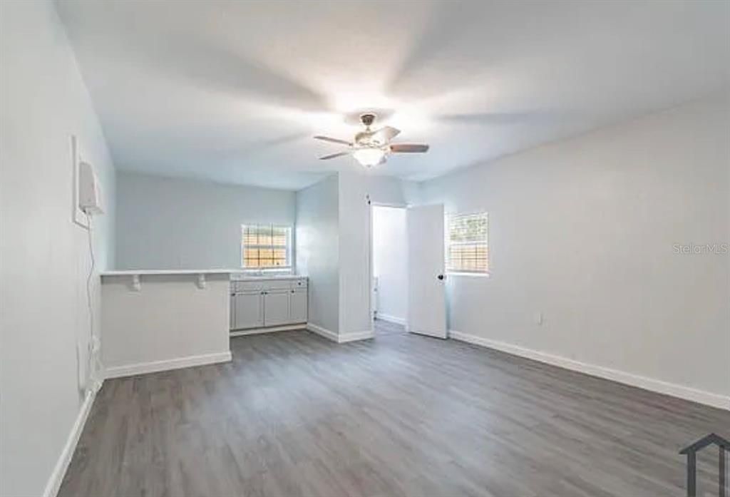 В аренду: $3,800 (4 спален, 3 ванн, 1716 Квадратных фут)