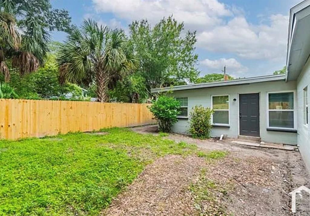 В аренду: $3,800 (4 спален, 3 ванн, 1716 Квадратных фут)