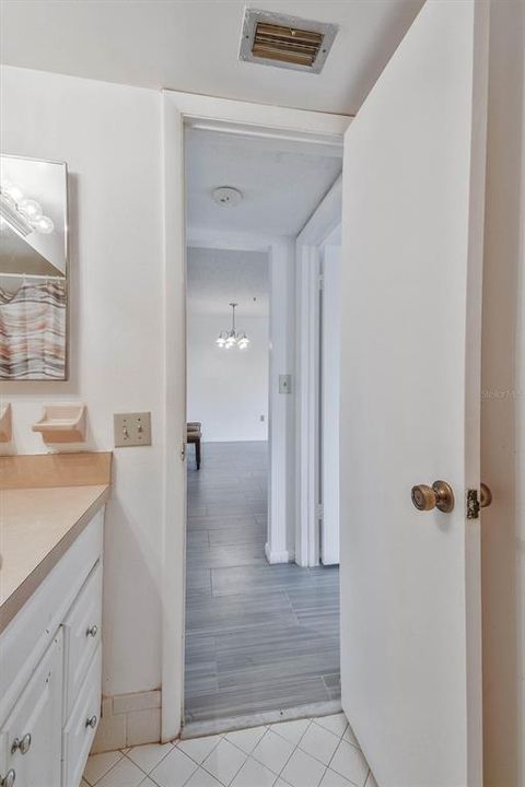 For Sale: $70,000 (2 beds, 2 baths, 1066 Square Feet)