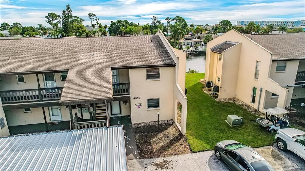 For Sale: $70,000 (2 beds, 2 baths, 1066 Square Feet)