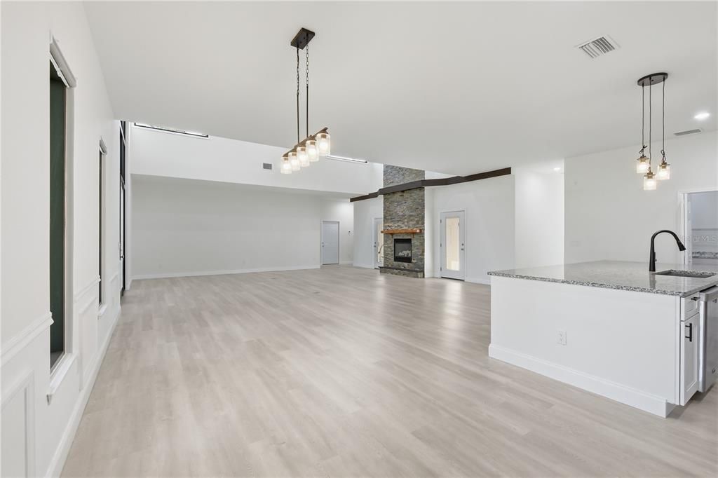 For Sale: $659,000 (4 beds, 3 baths, 3214 Square Feet)