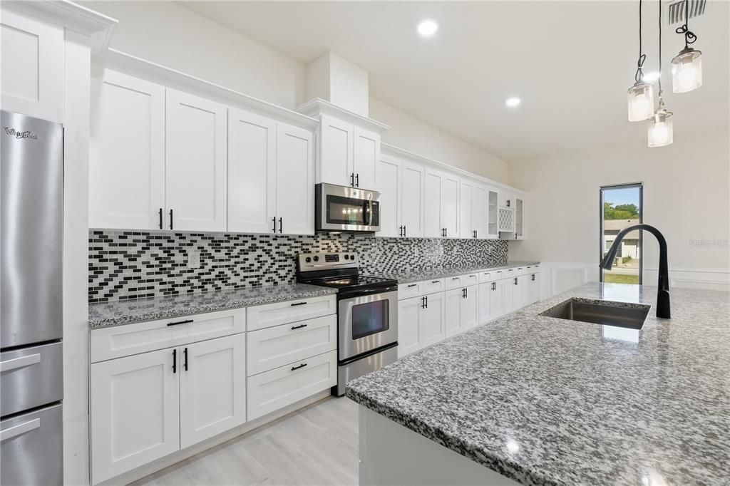 For Sale: $659,000 (4 beds, 3 baths, 3214 Square Feet)