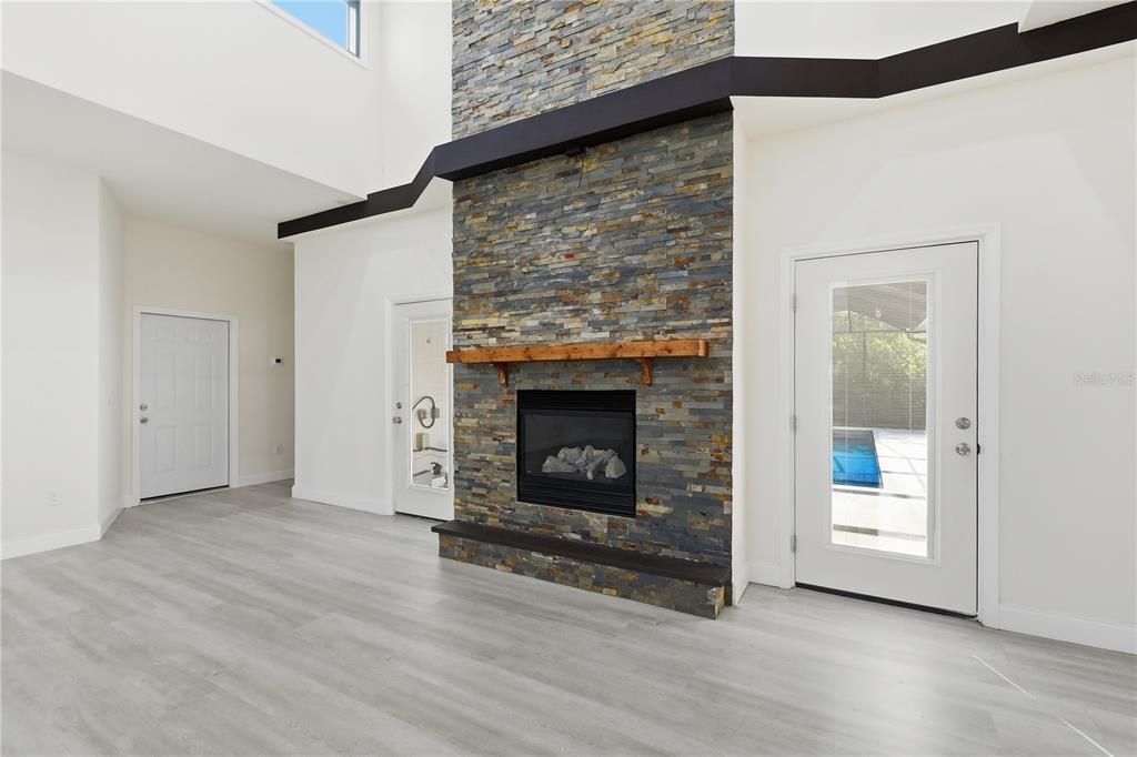 For Sale: $659,000 (4 beds, 3 baths, 3214 Square Feet)