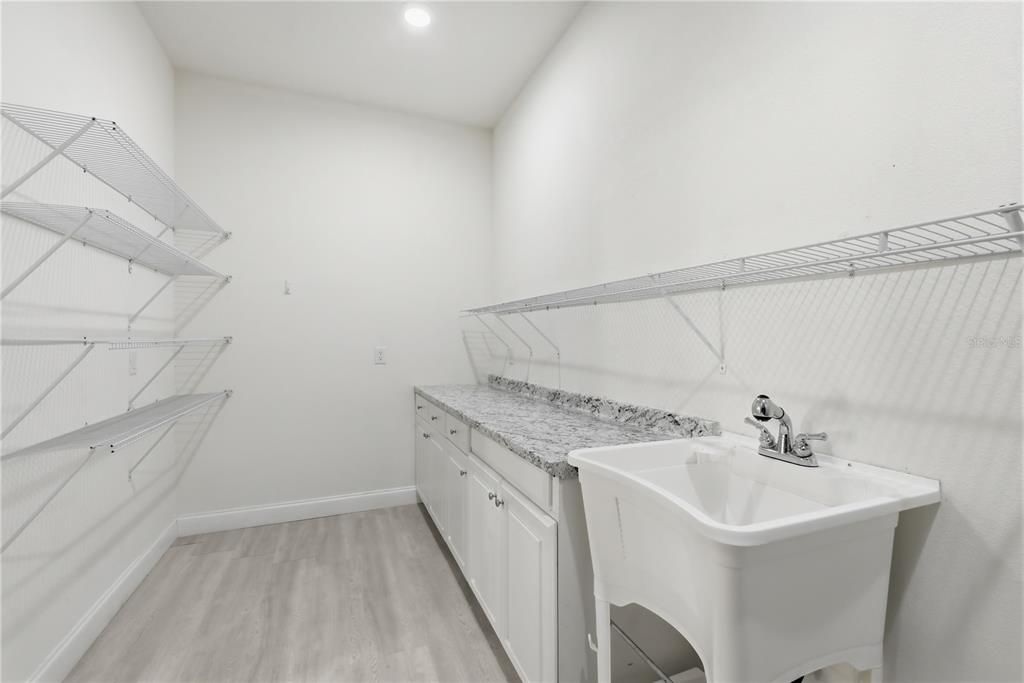 For Sale: $659,000 (4 beds, 3 baths, 3214 Square Feet)