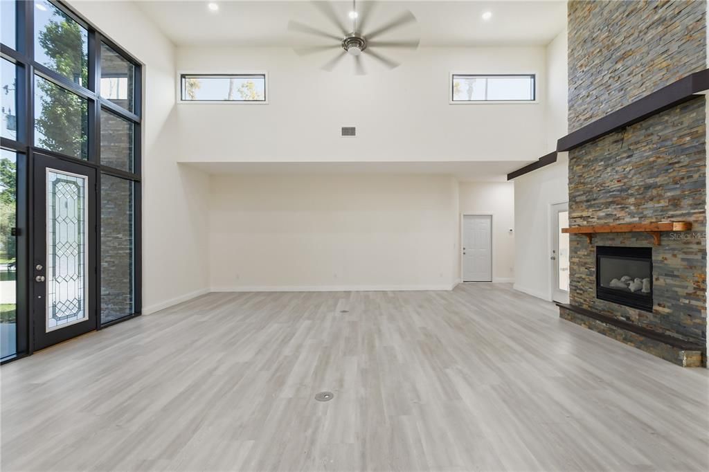 For Sale: $659,000 (4 beds, 3 baths, 3214 Square Feet)
