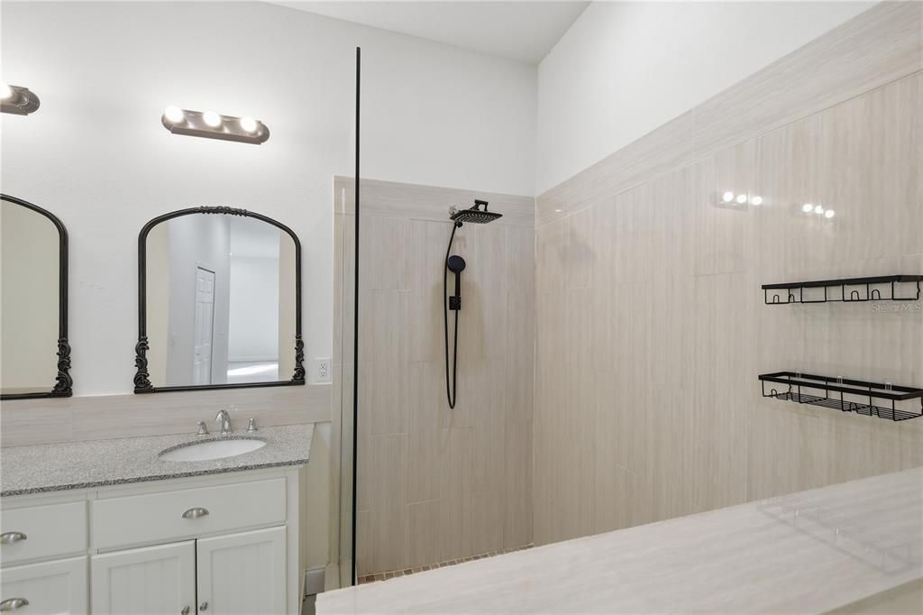 For Sale: $659,000 (4 beds, 3 baths, 3214 Square Feet)