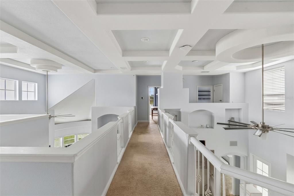 Activo con contrato: $950,000 (5 camas, 4 baños, 4544 Pies cuadrados)