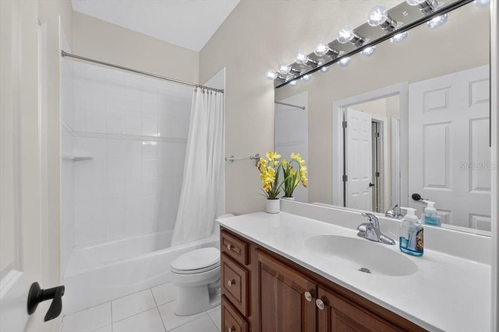 For Sale: $1,850,000 (5 beds, 4 baths, 4831 Square Feet)