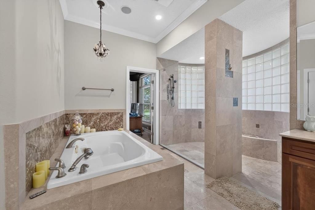 For Sale: $1,850,000 (5 beds, 4 baths, 4831 Square Feet)
