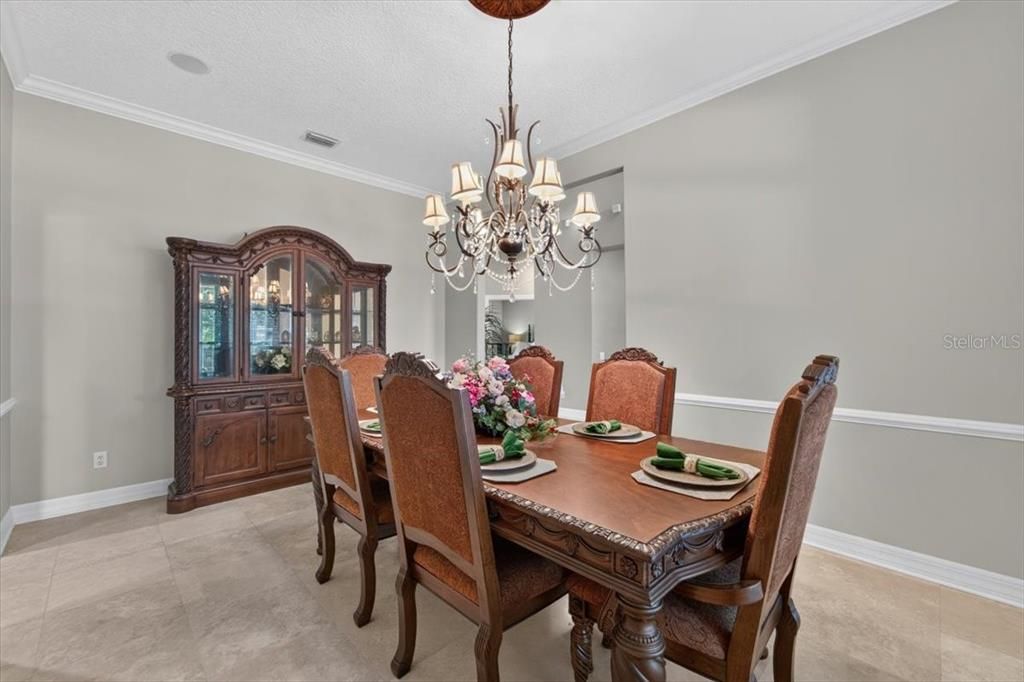 For Sale: $1,850,000 (5 beds, 4 baths, 4831 Square Feet)