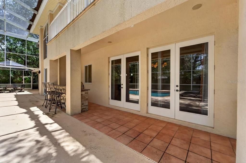 For Sale: $1,850,000 (5 beds, 4 baths, 4831 Square Feet)