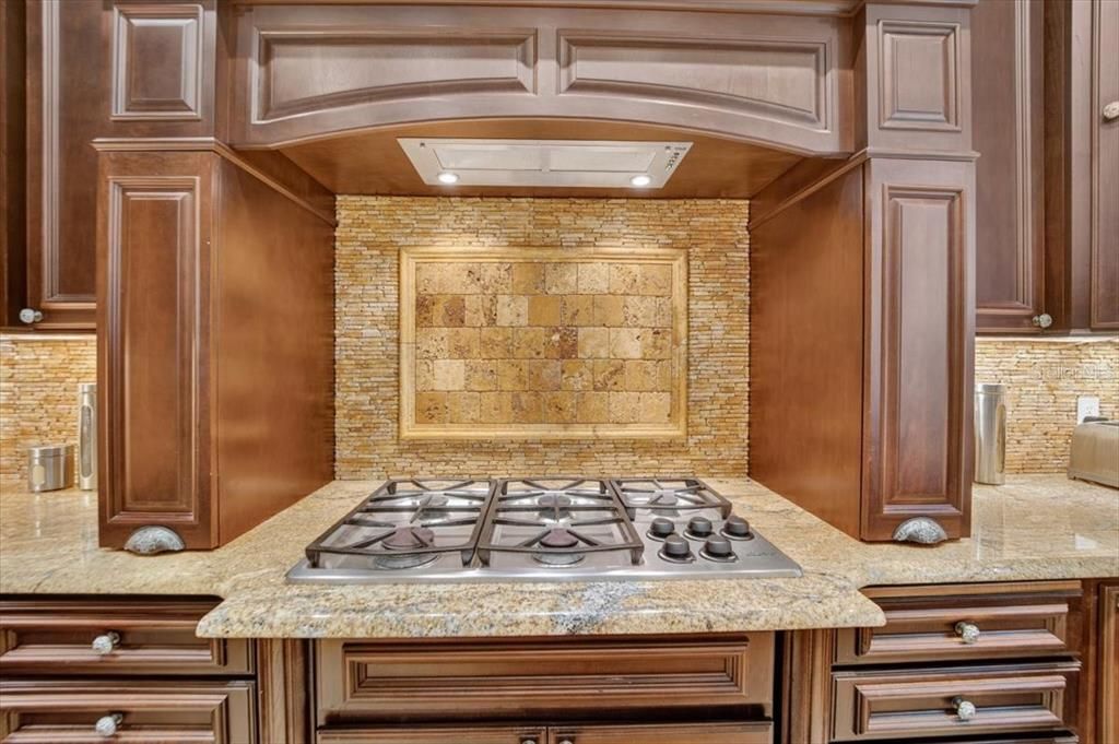 For Sale: $1,850,000 (5 beds, 4 baths, 4831 Square Feet)