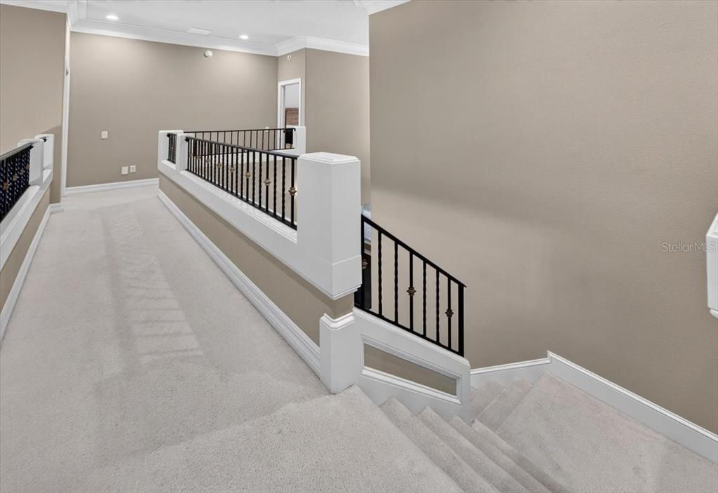 For Sale: $1,850,000 (5 beds, 4 baths, 4831 Square Feet)