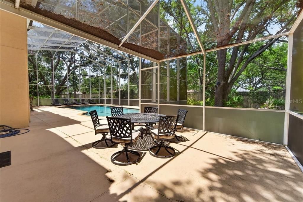 For Sale: $1,850,000 (5 beds, 4 baths, 4831 Square Feet)