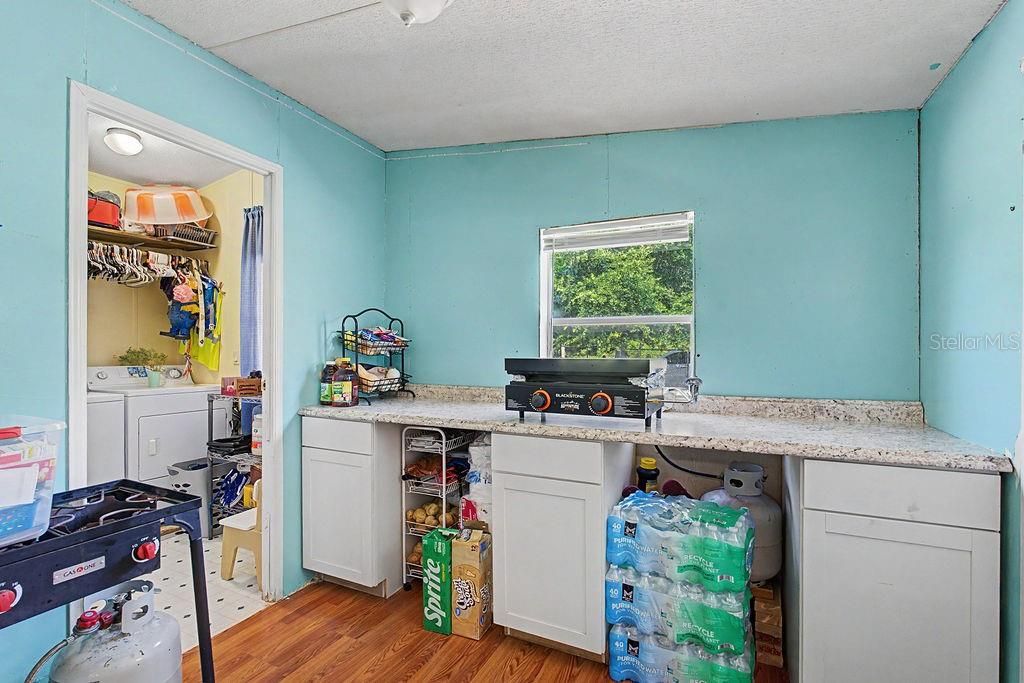 En Venta: $214,999 (3 camas, 2 baños, 1296 Pies cuadrados)