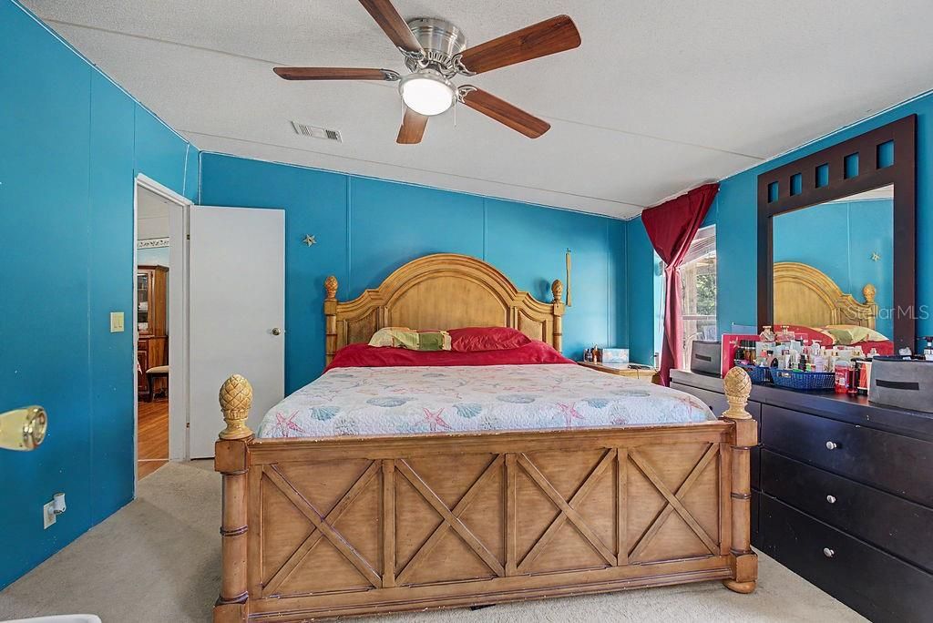 En Venta: $214,999 (3 camas, 2 baños, 1296 Pies cuadrados)
