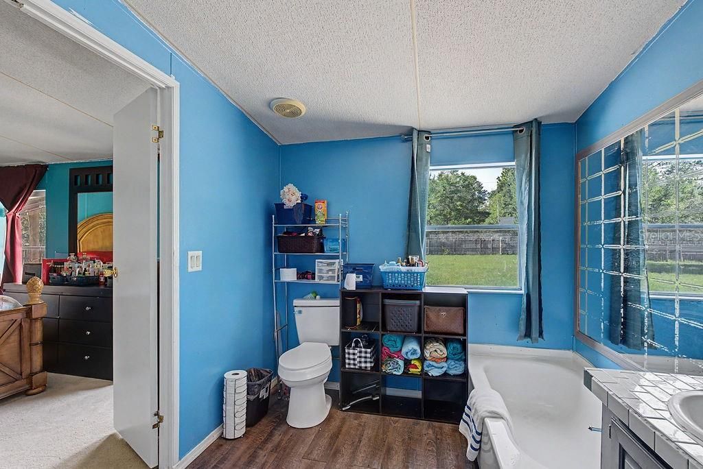 En Venta: $214,999 (3 camas, 2 baños, 1296 Pies cuadrados)