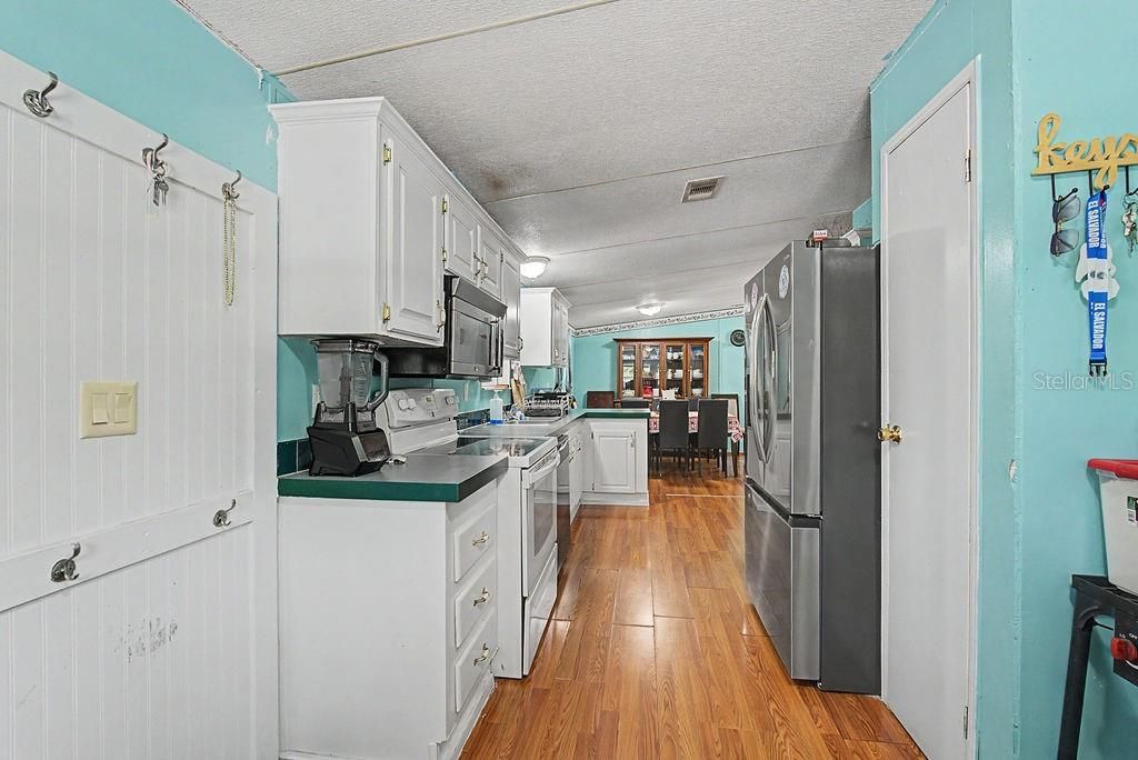 En Venta: $214,999 (3 camas, 2 baños, 1296 Pies cuadrados)