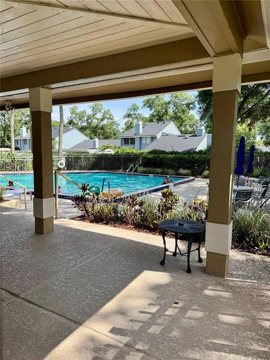 For Rent: $2,400 (2 beds, 2 baths, 1050 Square Feet)