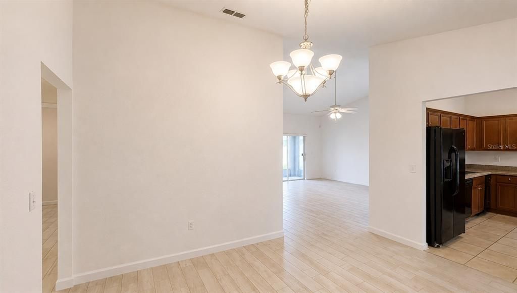 En Renta: $1,750 (3 camas, 2 baños, 1310 Pies cuadrados)