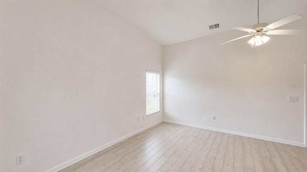 En Renta: $1,750 (3 camas, 2 baños, 1310 Pies cuadrados)