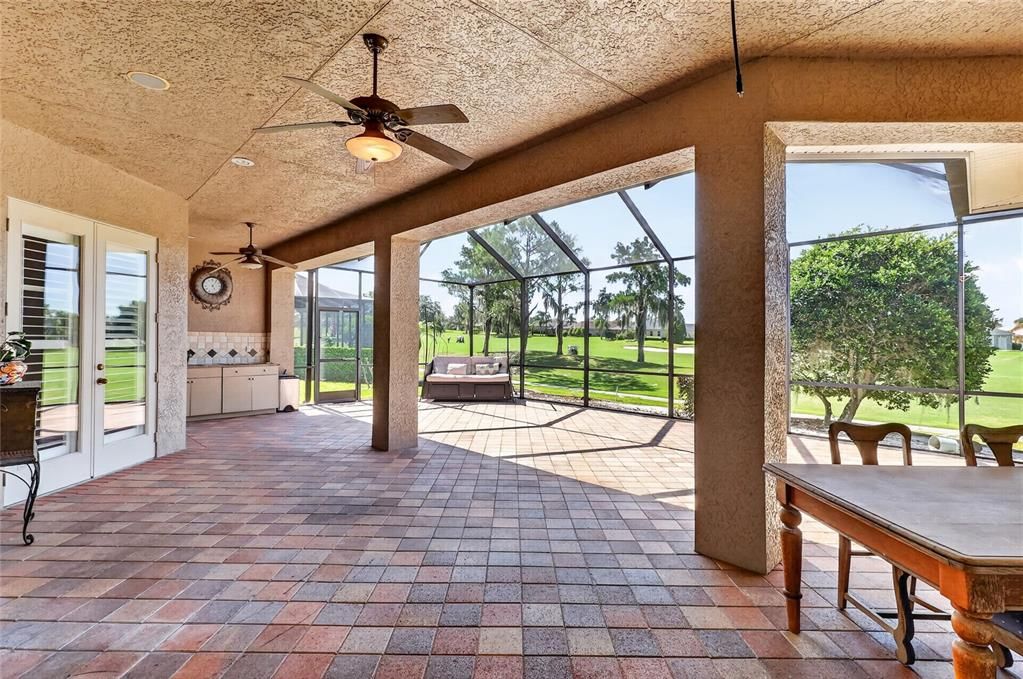 En Venta: $650,000 (3 camas, 3 baños, 2891 Pies cuadrados)