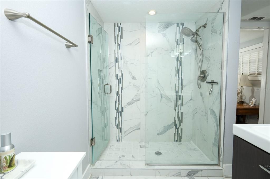 En Venta: $559,000 (3 camas, 2 baños, 1028 Pies cuadrados)