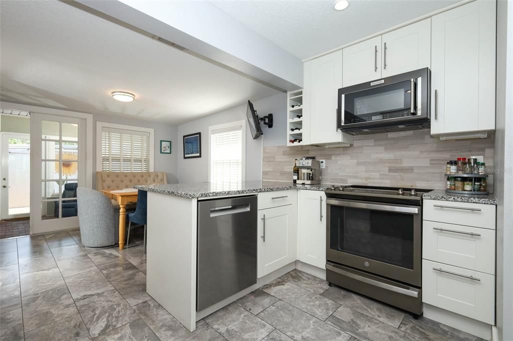 En Venta: $559,000 (3 camas, 2 baños, 1028 Pies cuadrados)