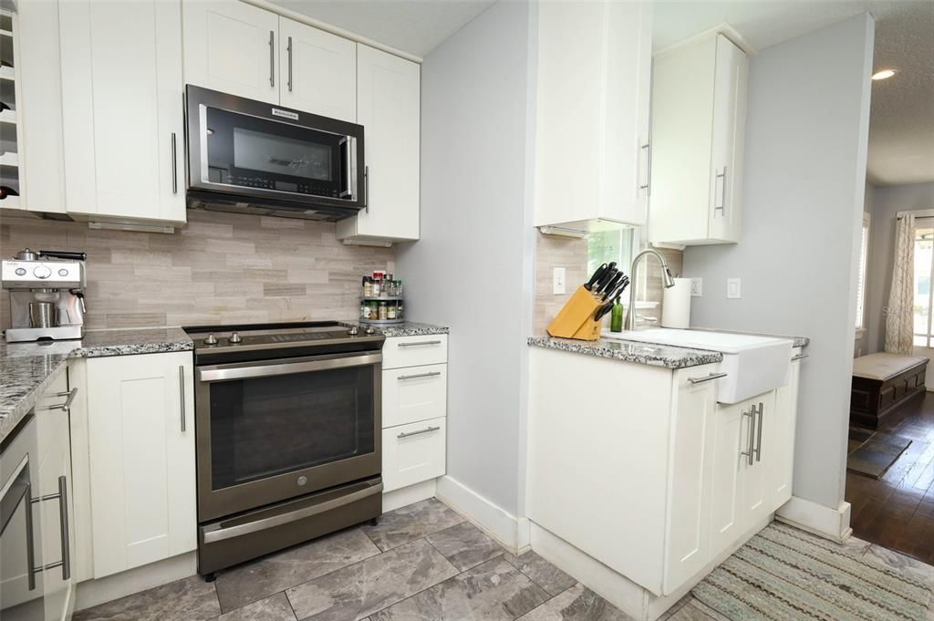 En Venta: $559,000 (3 camas, 2 baños, 1028 Pies cuadrados)