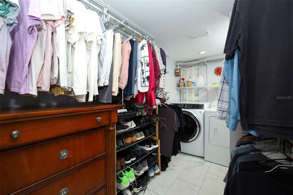 En Venta: $559,000 (3 camas, 2 baños, 1028 Pies cuadrados)