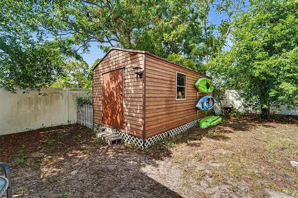 Activo con contrato: $180,000 (2 camas, 1 baños, 851 Pies cuadrados)