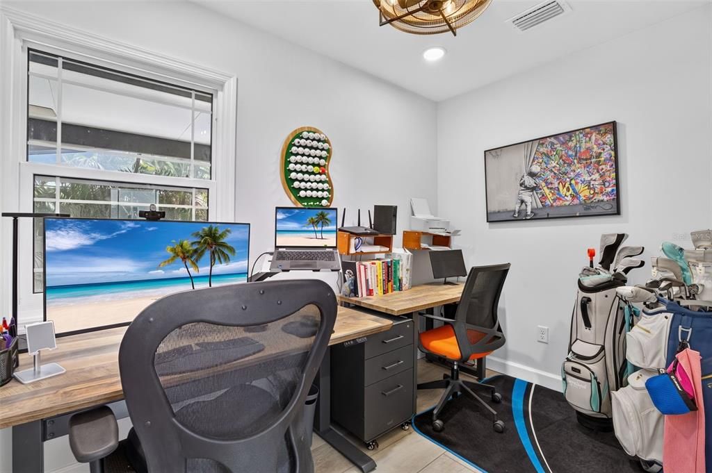 For Sale: $949,000 (2 beds, 2 baths, 2207 Square Feet)
