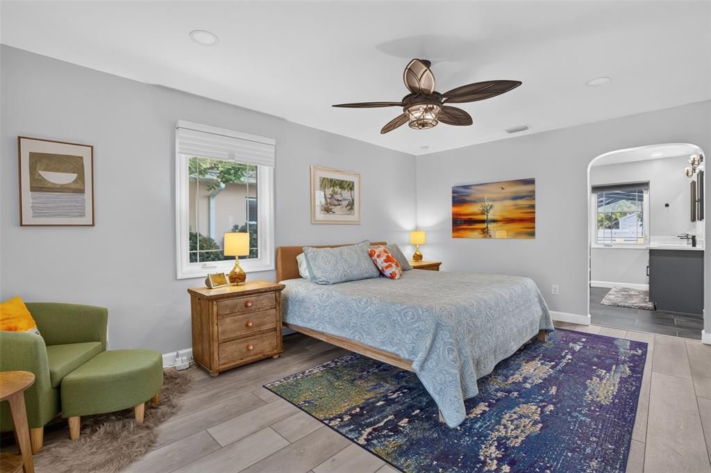 For Sale: $949,000 (2 beds, 2 baths, 2207 Square Feet)