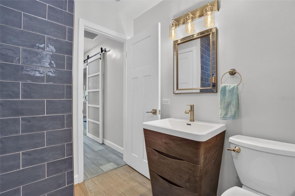 For Sale: $949,000 (2 beds, 2 baths, 2207 Square Feet)