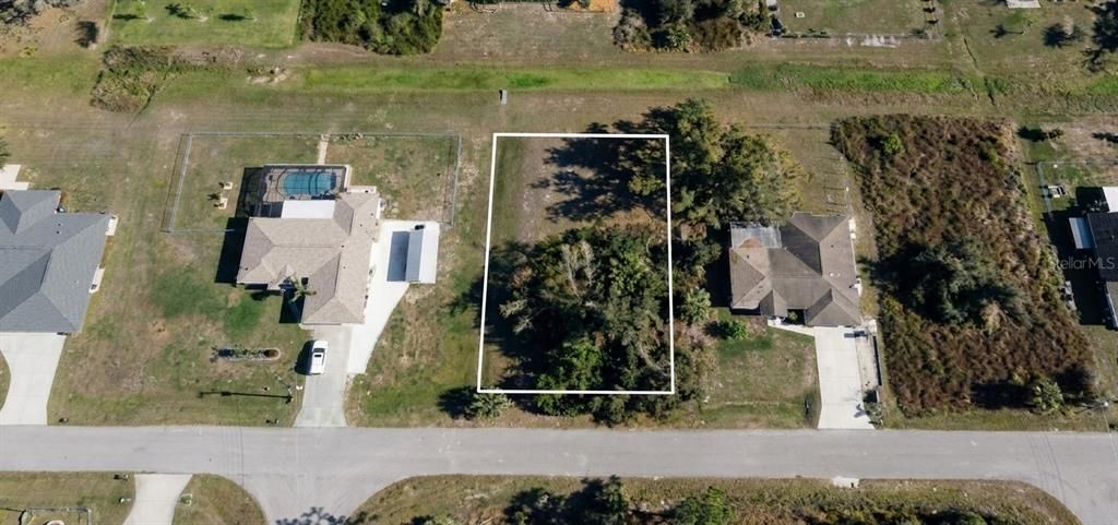 En Venta: $19,000 (0.23 acres)