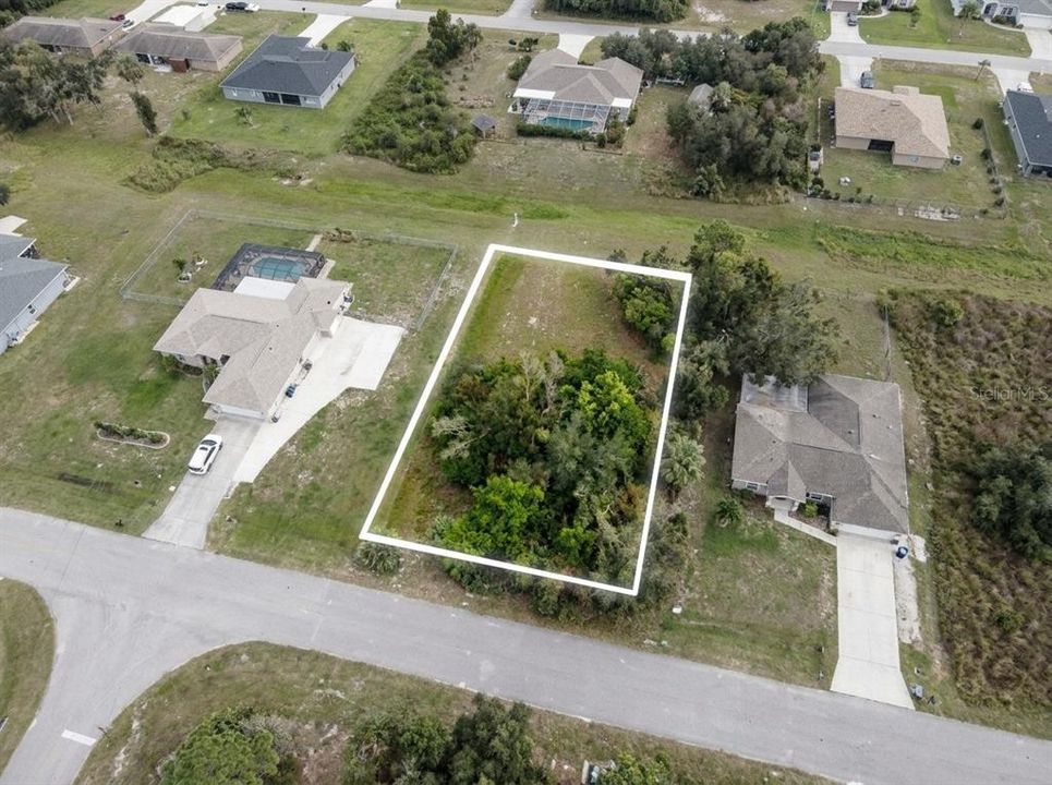En Venta: $19,000 (0.23 acres)