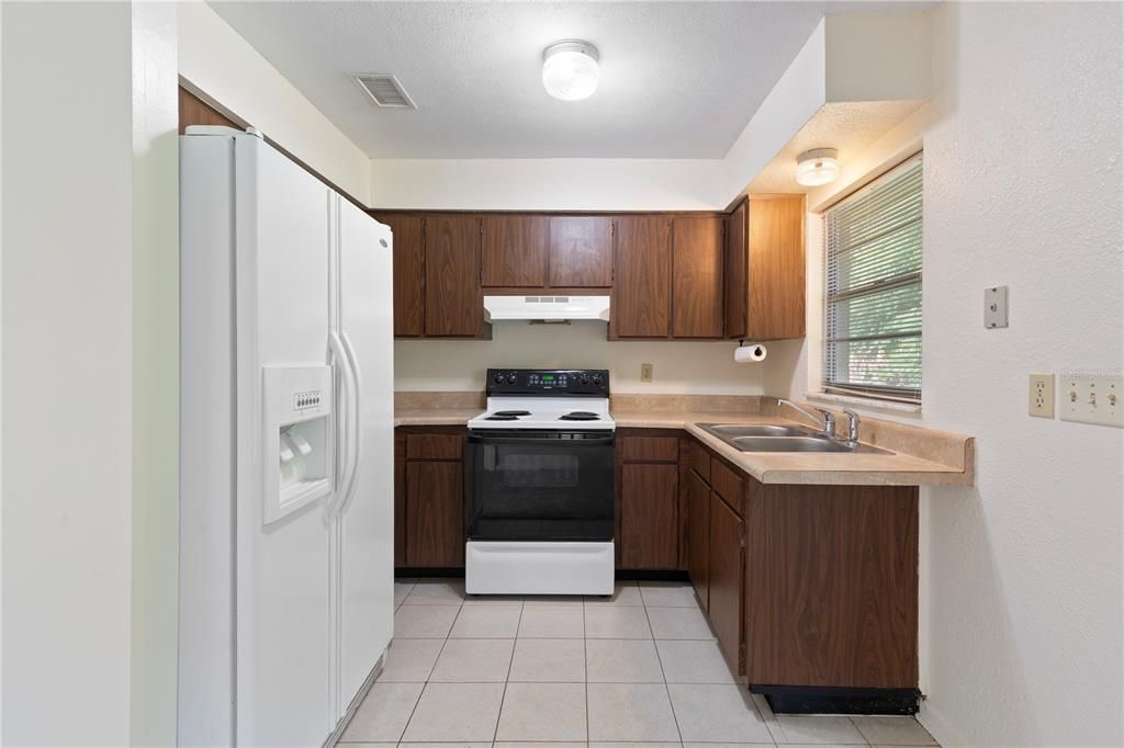 В аренду: $1,495 (2 спален, 1 ванн, 1078 Квадратных фут)