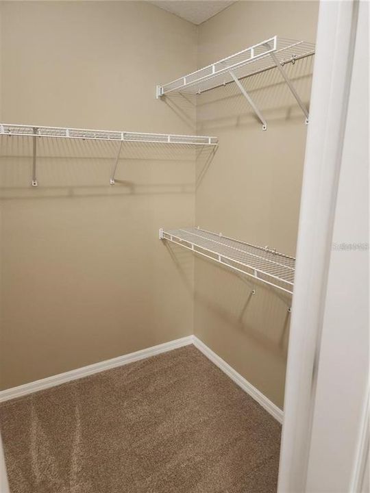 В аренду: $1,895 (3 спален, 2 ванн, 1383 Квадратных фут)