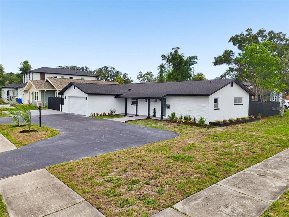 En Venta: $599,900 (3 camas, 2 baños, 1701 Pies cuadrados)