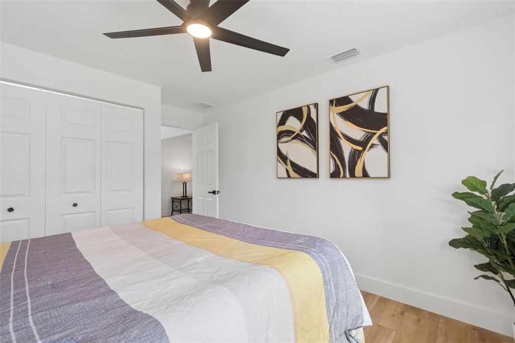 En Venta: $599,900 (3 camas, 2 baños, 1701 Pies cuadrados)