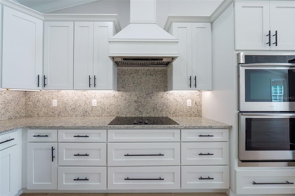 For Sale: $425,000 (4 beds, 3 baths, 2480 Square Feet)