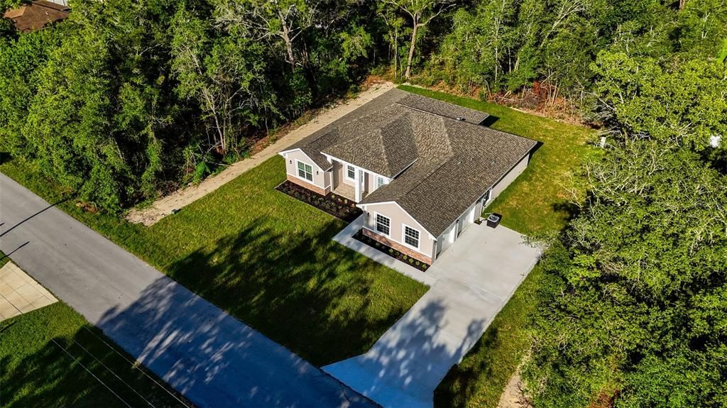 For Sale: $425,000 (4 beds, 3 baths, 2480 Square Feet)