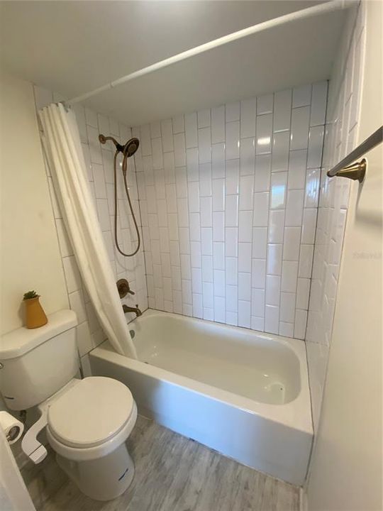 В аренду: $2,500 (2 спален, 2 ванн, 1032 Квадратных фут)