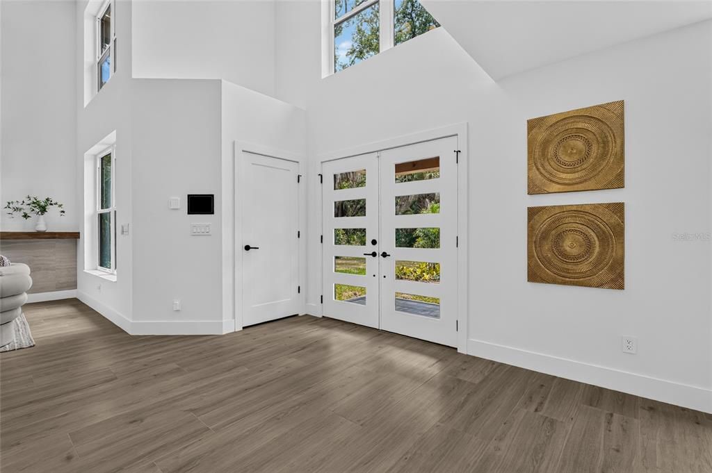 En Venta: $2,695,000 (5 camas, 4 baños, 3634 Pies cuadrados)